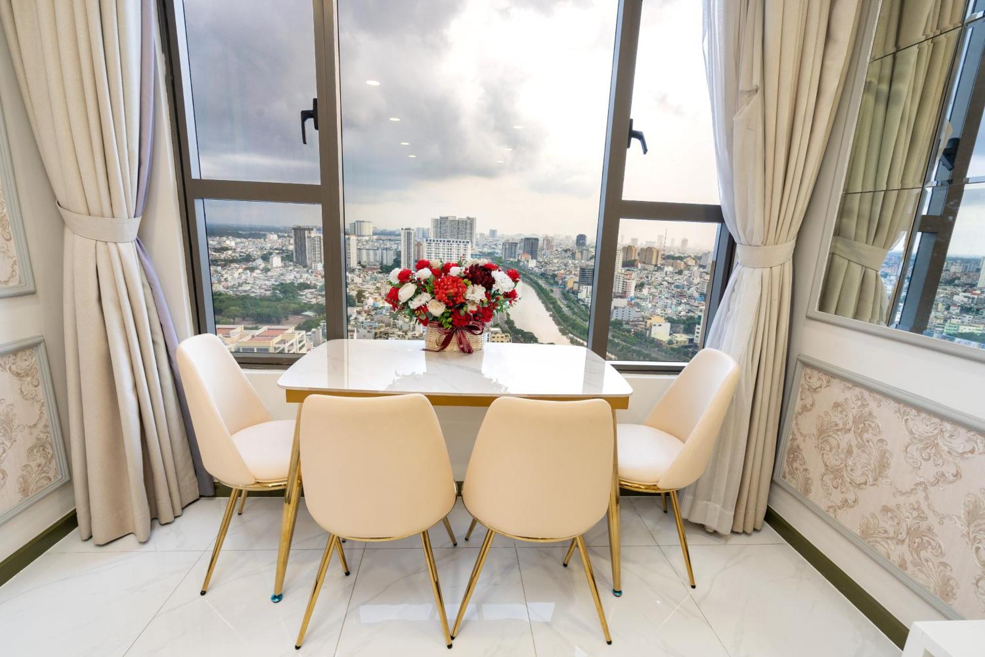 Awesome Rivergate Apartment - Cbd In Hcm City Ho Chi Minh-stad Buitenkant foto